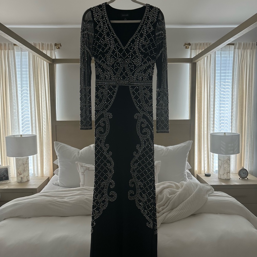 Xscape Black Long Sleeve V-Neck Gown